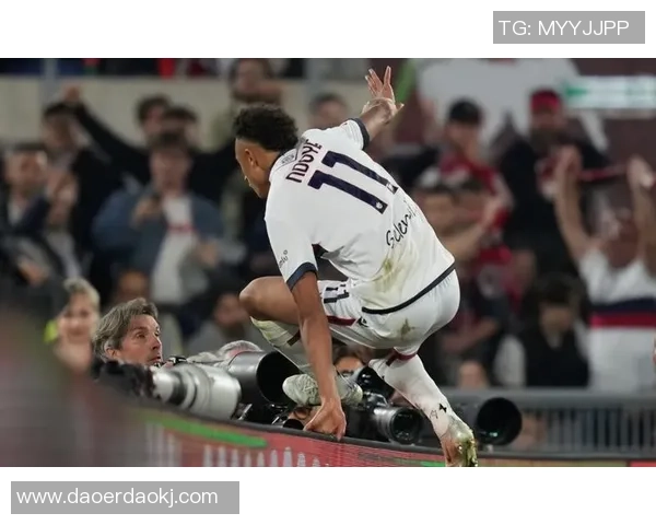 西甲精彩对决曼联绝杀AC米兰全场沸腾瞬间回顾