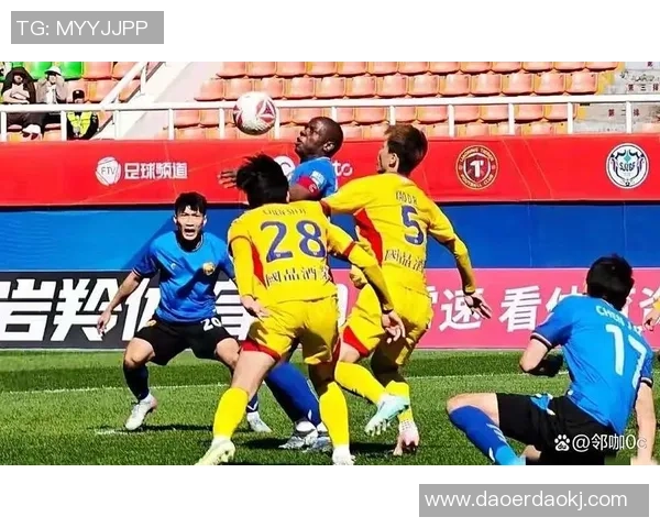 中超激战：多特蒙德大胜那不勒斯帽子戏法引发转会热议