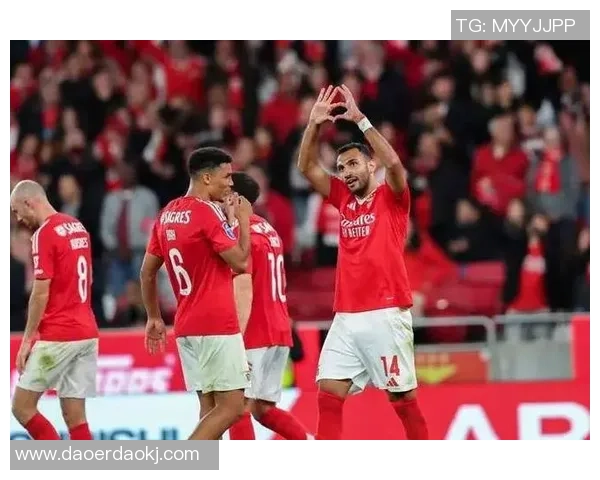 德甲惊现冷门本菲卡与利物浦战成平局红牌事件引发全场热议