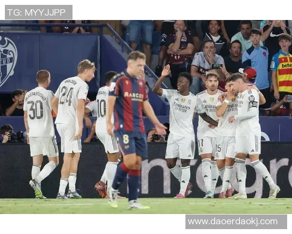 西甲激战皇马逆转莱比锡全场沸腾赛后精彩点评回顾