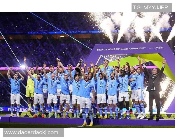 意甲焦点战曼城小胜巴黎乌龙球成比赛转折点引发转会热议